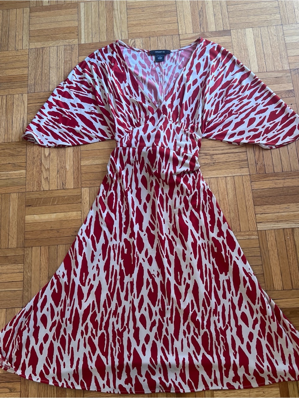Arden B Red and Cream V-Neck Midi Dress